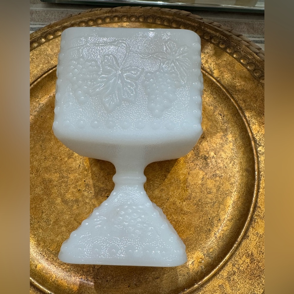 White Milk Glass Pedestal Bowl - Picture 2 of 6